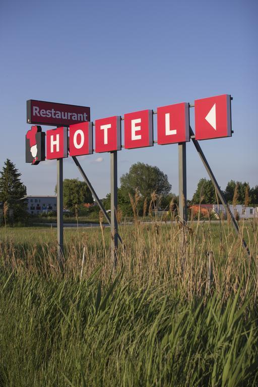 Gastwirtschaft & Hotel Holzinger Moellersdorf Екстер'єр фото